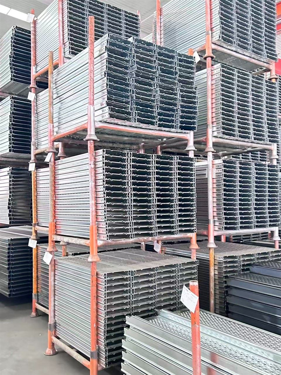 Customizable Waterproof and slip-resistant Steel Scaffold Plank high quality